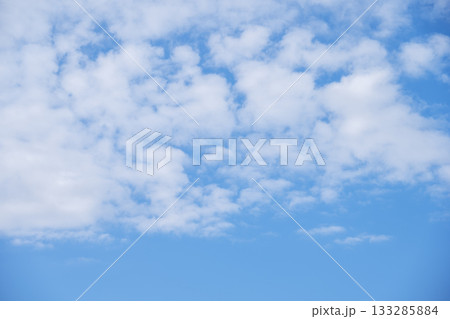 秋の空 青空 空 晴れ 11月 【神奈川県 厚木市】 133285884