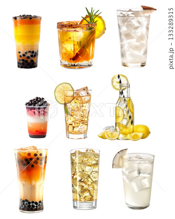 Bubble tea drink that with tapioca pearls and ice, ginger bear ale and sparkling water isolated on white transparent 133289315