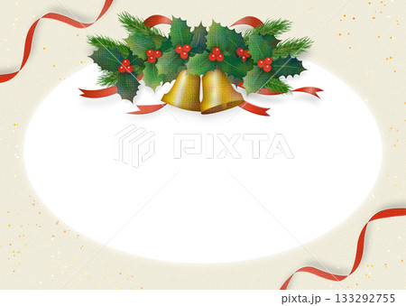 クリスマス　ヒイラギとベルのフレーム　背景　ベージュ 133292755