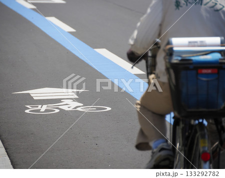 自転車専用通行帯 自転車専用通行帯 133292782