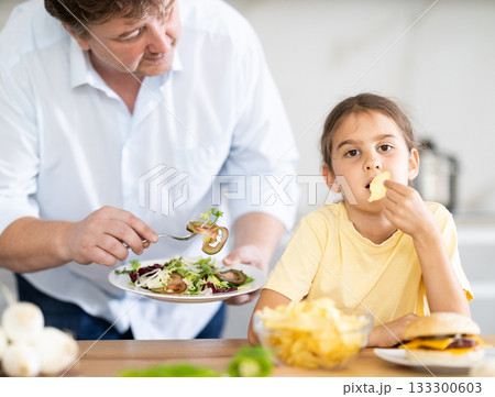 Daughter refuses to eat food prepared by father 133300603