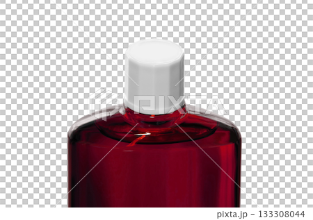 【切り抜き透過背景素材】スクリューキャップを閉めた育毛剤の赤色半透明のボトル 133308044