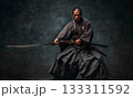 日本刀を携えた武士の肖像、武士道の精神 133311592