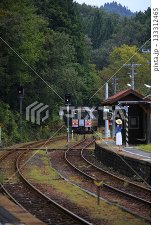 山間の駅 133312465