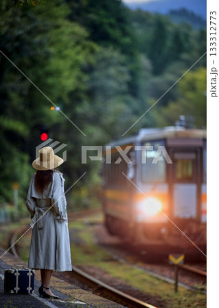 山間の駅 山間の駅 133312773