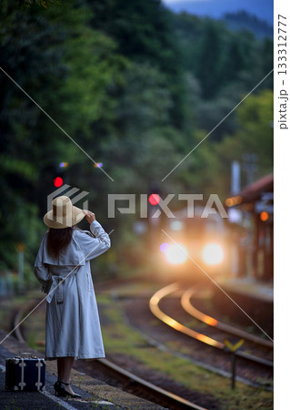 山間の駅 133312777