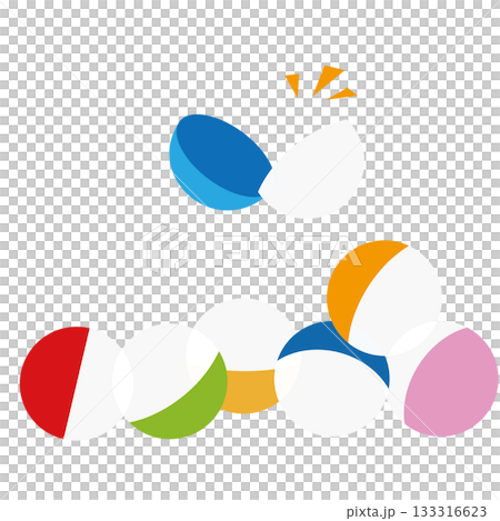 たくさんのガチャポンの空のカプセル たくさんのガチャポンの空のカプセル 133316623