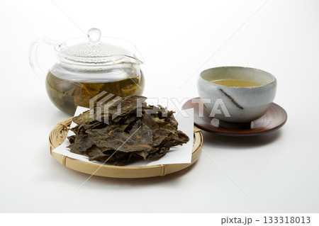 阿波番茶_日本の徳島県山間部に伝わるお茶の一種 阿波番茶_日本の徳島県山間部に伝わるお茶の一種 133318013