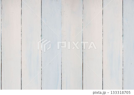 Flat design showcasing weathered vertical wooden planks painted white, revealing grain textures 133318705