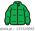 緑のダウンジャケットのイラスト 133320092