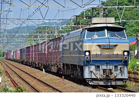 東海道本線　二宮－国府津　JR貨物　EF66-27（吹田） 133320440