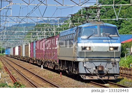 東海道本線　二宮－国府津　JR貨物　EF66-110（吹田） 133320443