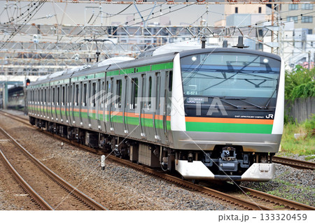 東海道本線　平塚　JR東日本　E233系3000番台　E-57編成（国府津） 133320459