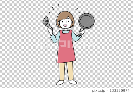 フライパンとフライ返しを持つ女性 133320974