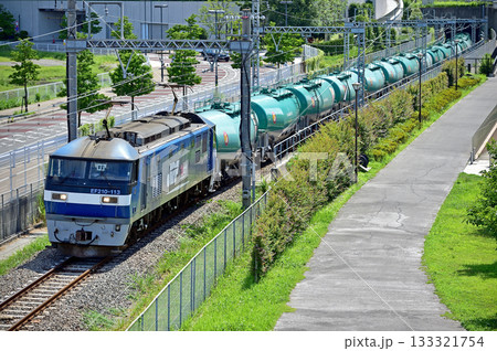 東海道本線　桜木町－東高島　JR貨物　EF210-113（新鶴見） 133321754
