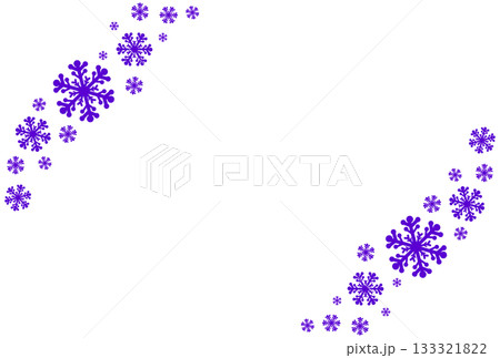 紫色の斜めの雪の結晶のイラスト 133321822