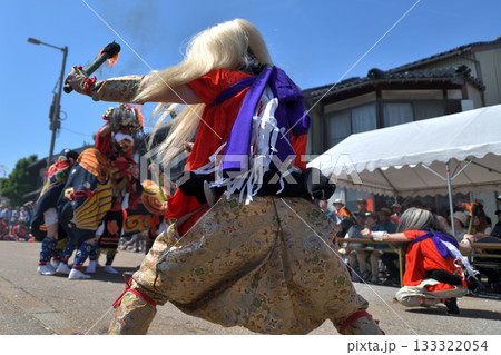 富山県　新湊の獅子舞　春季祭礼　　 133322054