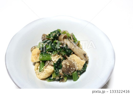 小松菜と油揚げとシメジの胡麻味噌和え 133322416