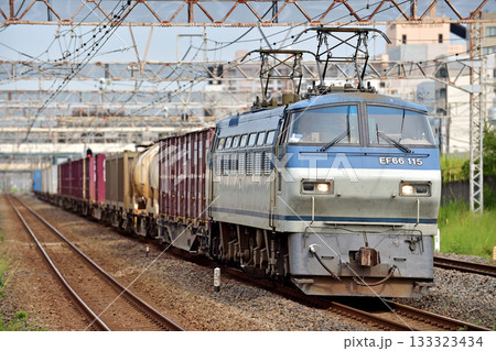 東海道本線　平塚　JR貨物　EF66-115（吹田） 133323434