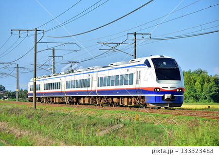 信越本線 見附-帯織 JR東日本 E653系1100番台 H-201編成(新潟) しらゆき 信越本線 見附-帯織 JR東日本 E653系1100番台 H-201編成(新潟) しらゆき 133323488