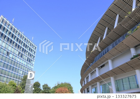 国立競技場と青空 133327675