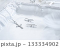 クロスのペンダントとピアス　プレゼントイメージ 133334902