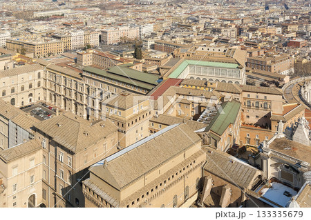 サンピエトロ大聖堂の最頂部から見下ろすバチカン美術館とローマの街並み / Rome, Italy サンピエトロ大聖堂の最頂部から見下ろすバチカン美術館とローマの街並み / Rome, Italy 133335679