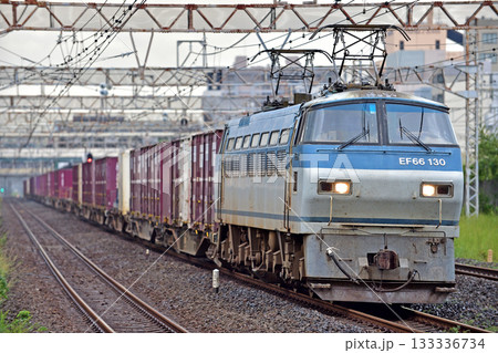 東海道本線　平塚　JR貨物　EF66-130（吹田） 133336734