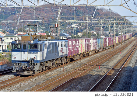 東海道本線　大磯－二宮　JR貨物　EF64-1002（愛知） 133336821