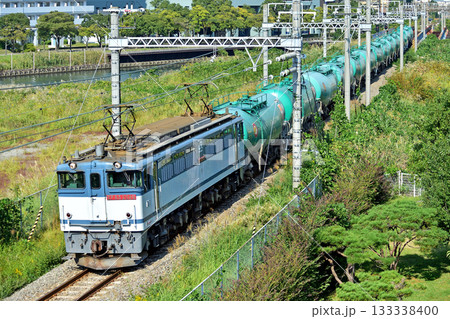 東海道本線　東高島－桜木町　JR貨物　EF65-2089（新鶴見） 133338400