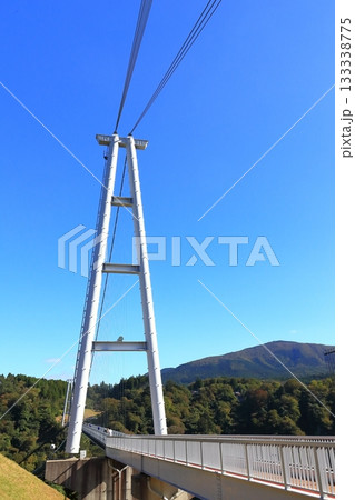 【大分県】快晴の九重夢大吊橋 【大分県】快晴の九重夢大吊橋 133338775