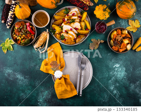 Traditional Thanksgiving day dinner with turkey Traditional Thanksgiving day dinner with turkey 133340185