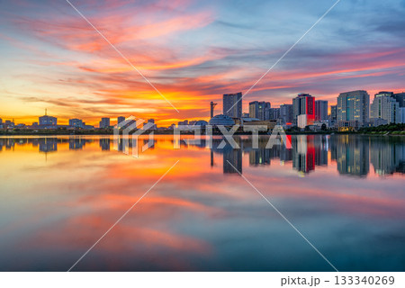 Cau Giay Park Lake Sunset, Hanoi Skyline Reflection Cau Giay Park Lake Sunset, Hanoi Skyline Reflection 133340269