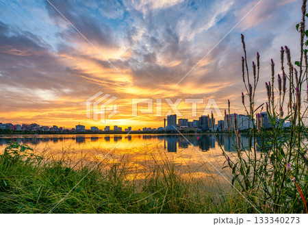 Cau Giay Park Lake Sunset, Hanoi Skyline Reflection 133340273