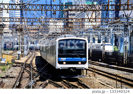 2007年 田町駅に進入する通勤電車 2007年 田町駅に進入する通勤電車 133340324