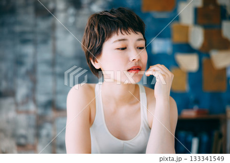 若い女性のビューティーイメージ 若い女性のビューティーイメージ 133341549