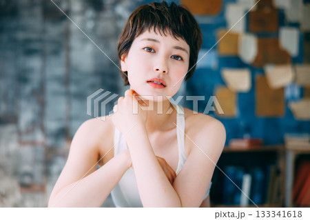 若い女性のビューティーイメージ 若い女性のビューティーイメージ 133341618