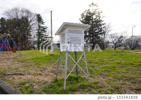 百葉箱（新ひだか町立桜丘小学校跡） 133341839