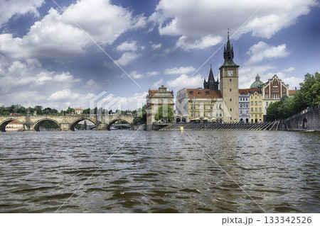 Charles Bridge crossing Vltava River in Prague, Czech Republic Charles Bridge crossing Vltava River in Prague, Czech Republic 133342526