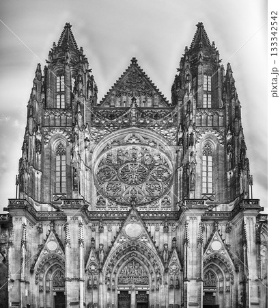 St. Vitus Cathedral showing off its impressive gothic architecture, Prague 133342542