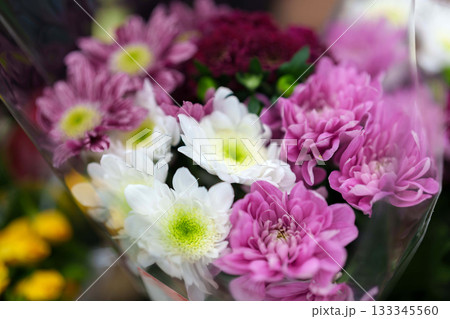 beautiful bouquet of mixed flowers in vase beautiful bouquet of mixed flowers in vase 133345560