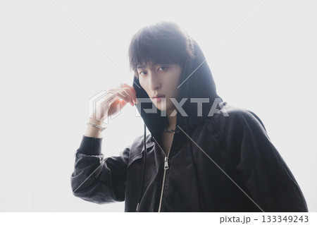 男性のポートレート 133349243