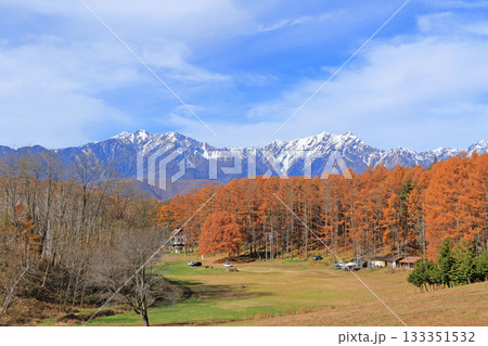 晩秋の中山高原から望む北アルプス 晩秋の中山高原から望む北アルプス 133351532