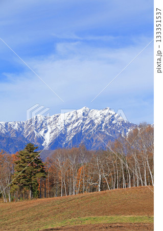 晩秋の中山高原から望む北アルプス 晩秋の中山高原から望む北アルプス 133351537