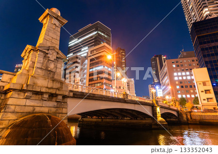《大阪府》難波橋・中之島の夜景 《大阪府》難波橋・中之島の夜景 133352043