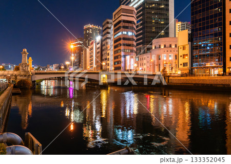 《大阪府》難波橋・中之島の夜景 133352045