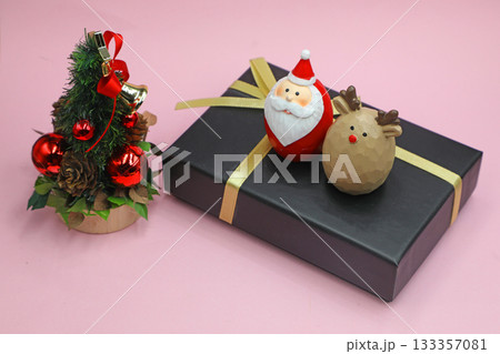 メリークリスマス メリークリスマス 133357081