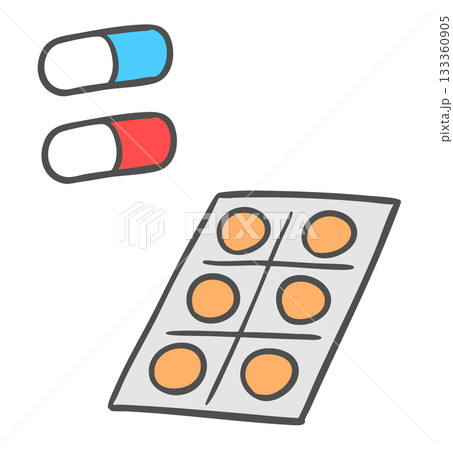 登山、旅行用携帯常備薬のセット 133360905