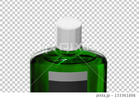 【切り抜き透過背景素材】スクリューキャップを閉めた育毛剤の緑色半透明のボトル 133361898