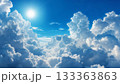 空に広がる壮大な入道雲の風景 133363863